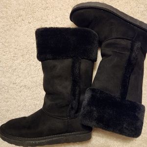 Lightly Worn Arizona Boots size 7